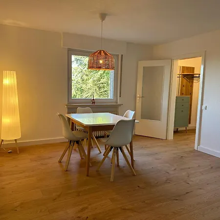 Zentrale Lage Zu Koeln Mitten In Der Natur! *