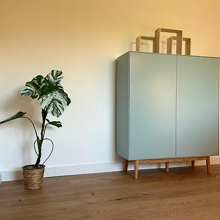 Appartamento Zentrale Lage Zu Koeln Mitten In Der Natur! *