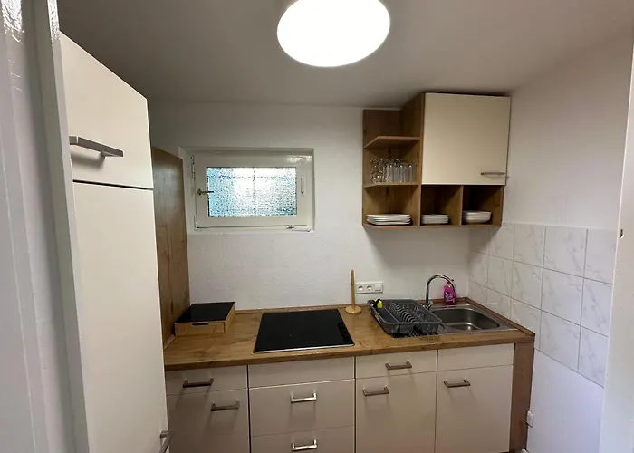 Zentrale Lage Zu Koeln Mitten In Der Natur! Lägenhet