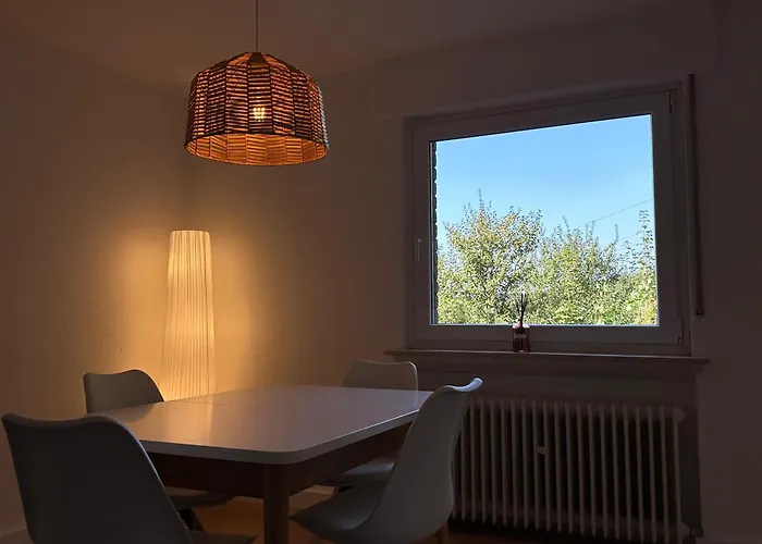 Zentrale Lage Zu Koeln Mitten In Der Natur! Bergisch Gladbach