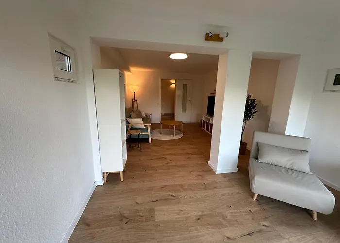 Zentrale Lage Zu Koeln Mitten In Der Natur! 贝尔吉施-格拉德巴赫