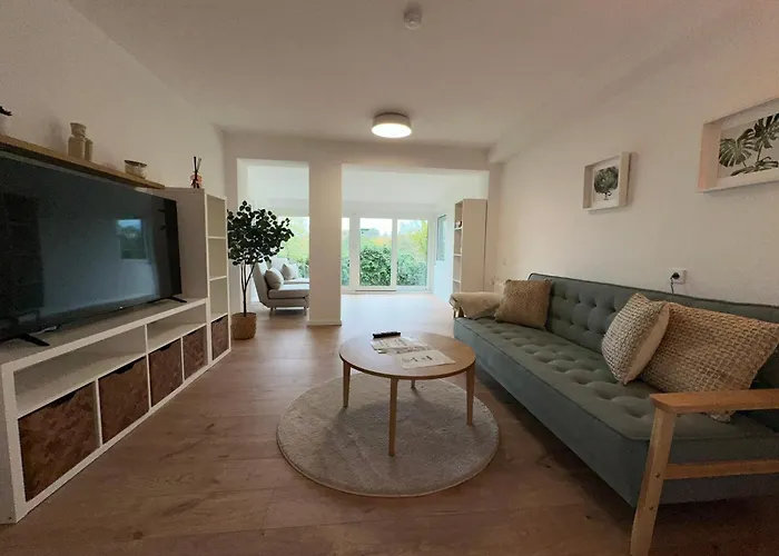 Zentrale Lage Zu Koeln Mitten In Der Natur! 公寓 *